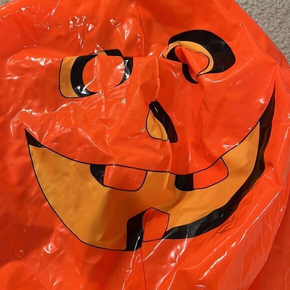 NWOT Orange and green inflatable 16" Halloween pumpkin decoration - Picture 3 of 5